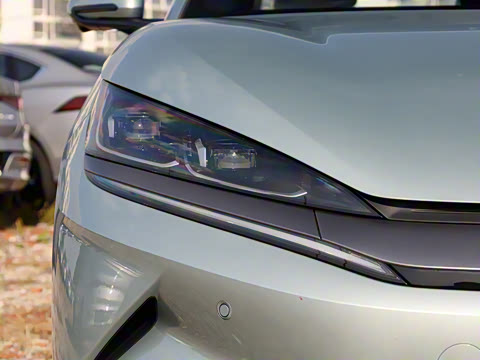 2025�� EV 545KM��Խ��