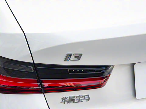 2026�� eDrive 40 L ��ҹ�˶���װ