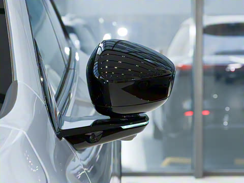 2026�� ���� 702 Max �콢��