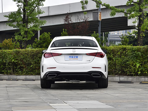 2026�� �Ŀ� C 260 L �ҹ�˶���