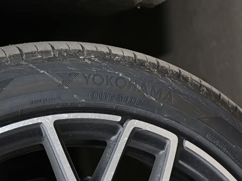 2026�� 2.0T 405 AT������