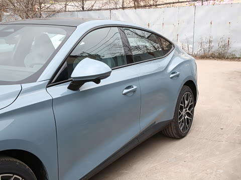 2026�� 2.0T 405 AT������