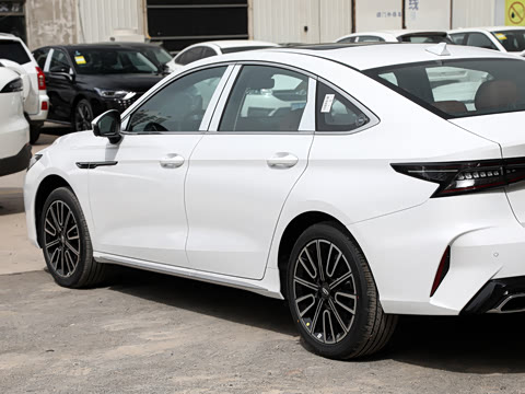 2026�� 1.6T ������