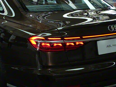 2026�� A8L Horch��ʼ�˰� 60TFSI