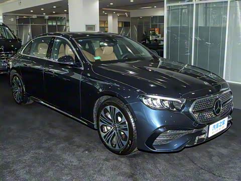 2024�� E 350 e L ���ʽ��϶����˶��γ�