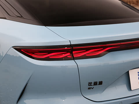 2025�� EV 701KM�����״�������