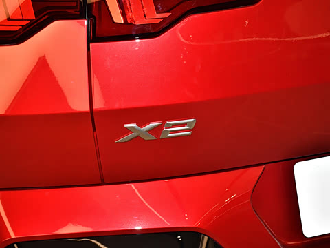 2025�� sDrive25i M�˶���װ