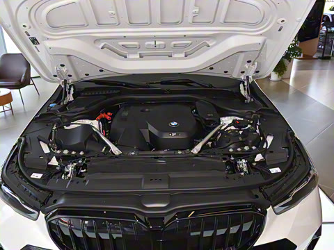 2026�� 525Li M�˶���װ