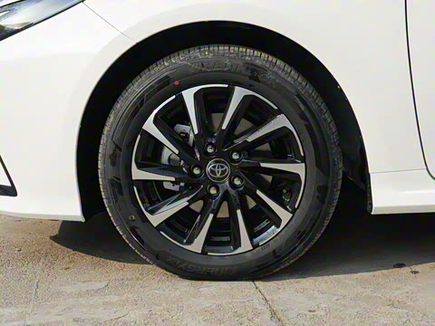 2026�� 1.8L ˫�� ��Ӣ��