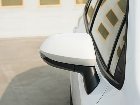 2026�� 1.8L ˫�� ��Ӣ��