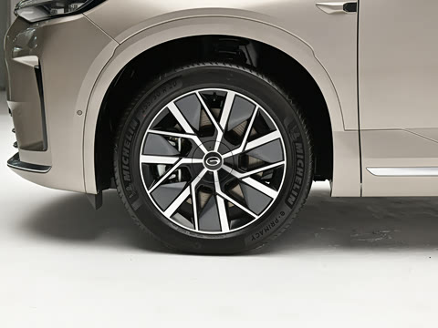 2025�� Ǭ�� UItra 5��