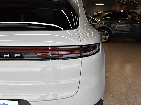 2025�� Cayenne 3.0T ���۰�