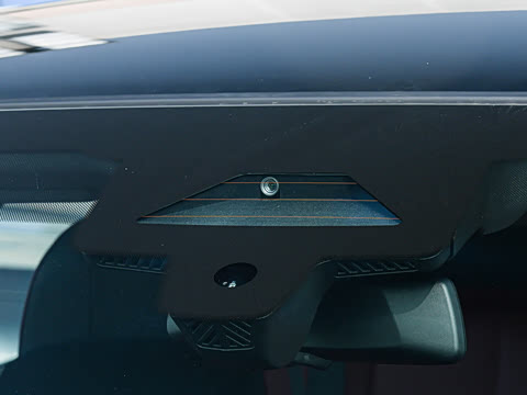 2026�� �Ŀ� 525Li M�˶���װ