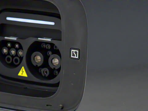 2025�� Ultra�� 70kWh