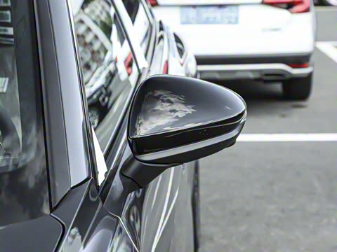 2026�� 2.0T �˶��� quattro