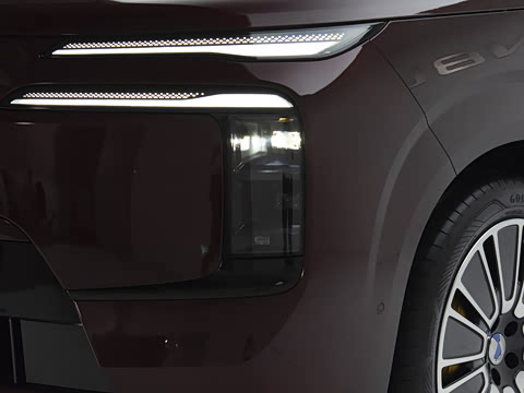 2025�� �콢��