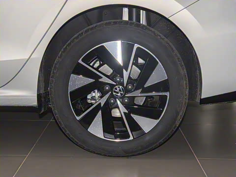 2026�� L 300TSI DSG ��Ӣ��