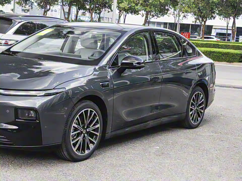 2025�� 550������