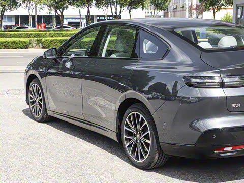 2025�� 550������