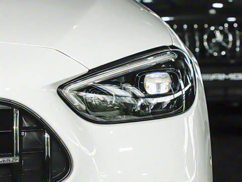 2025�� AMG C 43 4MATIC