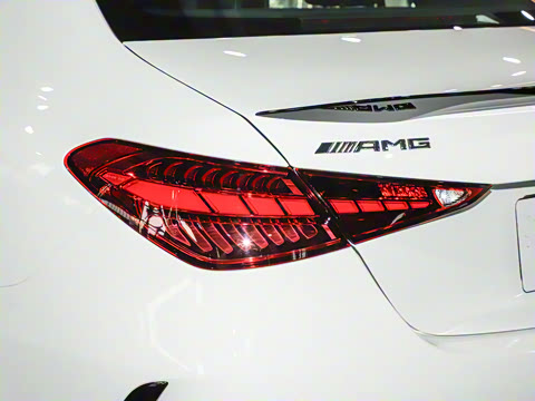 2025�� AMG C 43 4MATIC