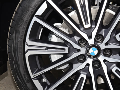 2026�� xDrive25Li X�����װ