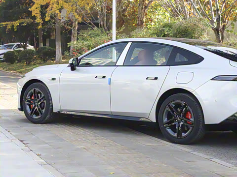 2026 007+  565 Ultra+״