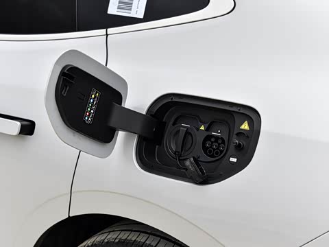 2026�� 225km EM-i Զ�����ǺӰ�