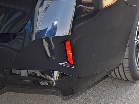 2026�� �Ŀ� eDrive 40L M�˶���װ