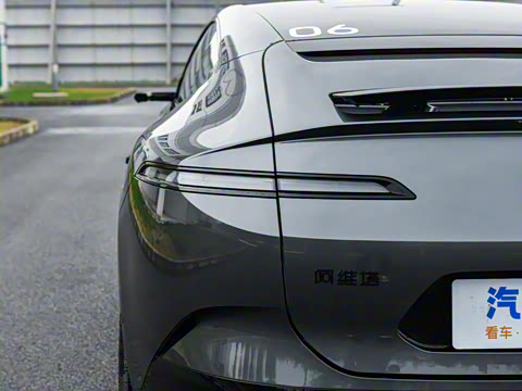 2026�� Ultra ���̰�