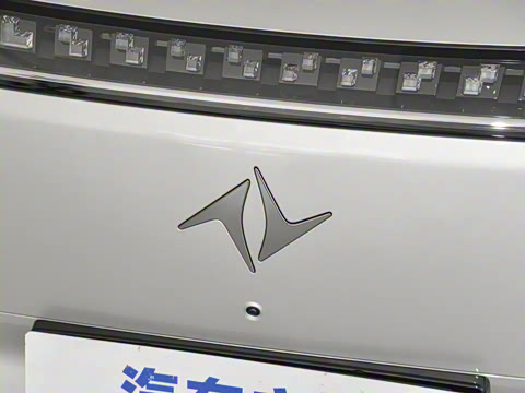 2025�� 210Ultra���Ȱ� 6��