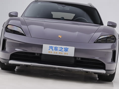 2026�� Taycan 4 Cross Turismo