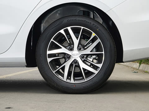 2027�� ���� 1.5L CVT������