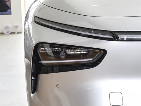 2026�� ���� 702 Max �콢��