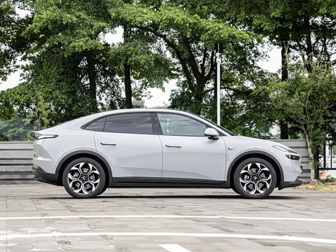 2026�� 85kWh Max+