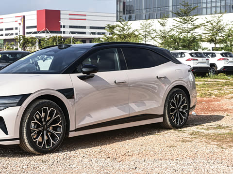 2025�� �����������Ǽݰ� 100kWh