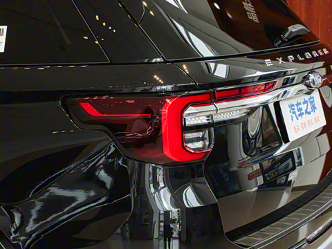 2024�� 2.3T EcoBoost �������а� 7��