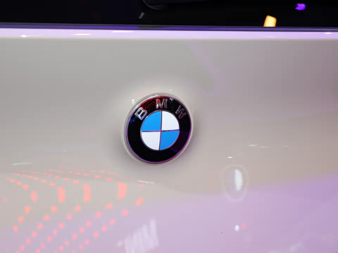 2025�� M50 xDrive