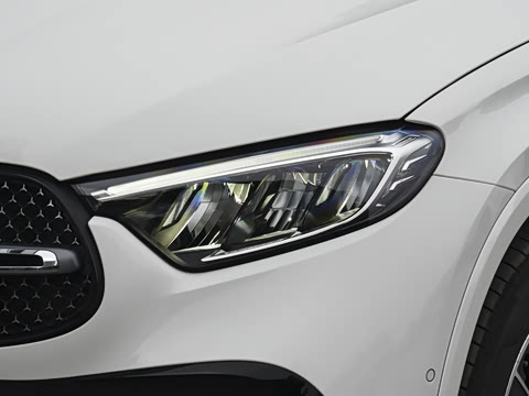 2026�� �Ŀ� GLC 260 L 4MATIC ������