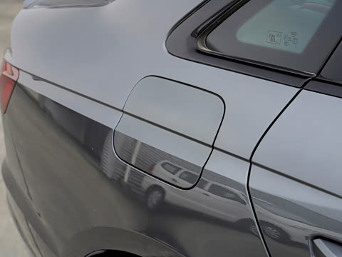 2026�� 200���������� 40 TFSI ���������� B&O ��ҹ��