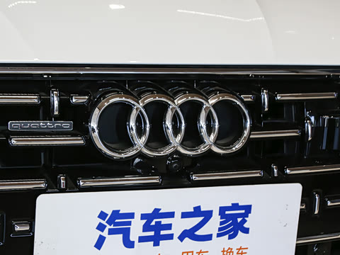 2025�� 45 TFSI quattro ������