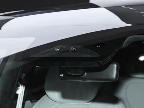 2026�� ���� 1704 Max �콢��