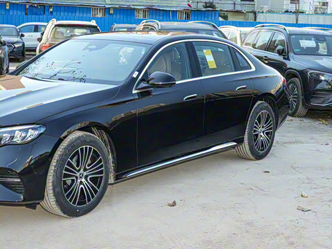 2026�� E 260 L �����