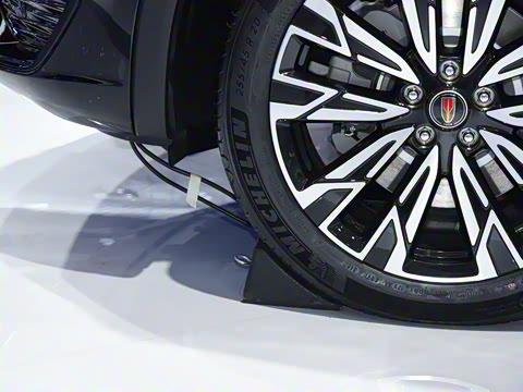 2026�� 2.0T ����200���������