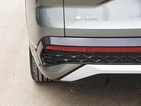 2026�� 450TSI �����콢 6��