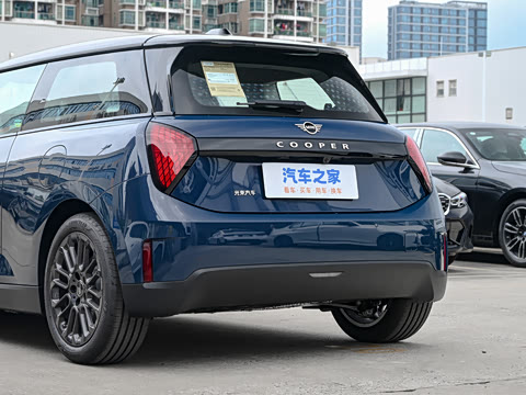 2026�� 466km COOPER E ������