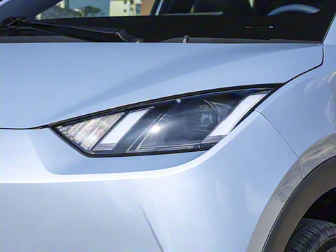 2025�� �Ǽݰ� 405km ���ڰ�