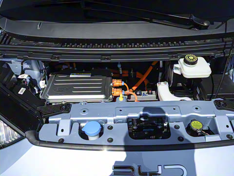 2025�� �Ǽݰ� 405km ���ڰ�