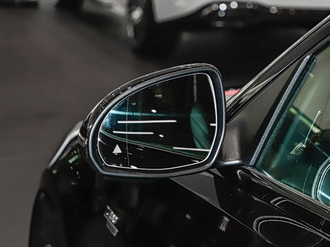 2026�� AMG C 43 4MATIC