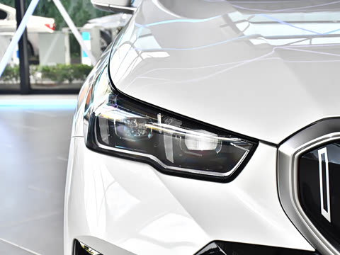 2026�� xDrive 50L M�˶���װ